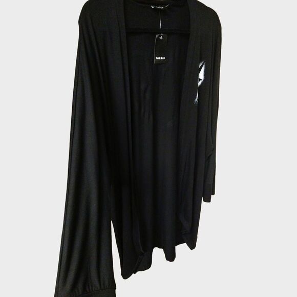 TORRID Plus Size Lovesick Black Super Soft Cocoon Lightening Bolt,Heart Kimono - Picture 10 of 16